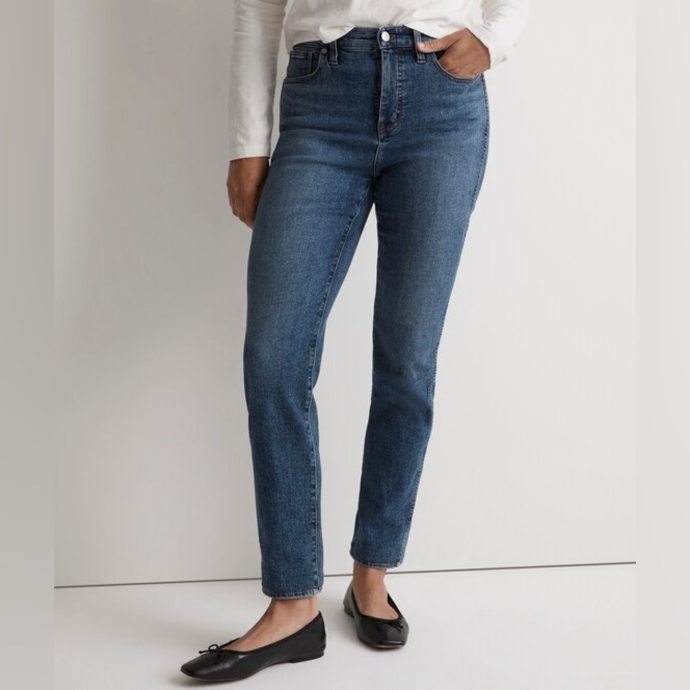 Madewell Women's Stovepipe High Rise Jeans in Dark Blue
